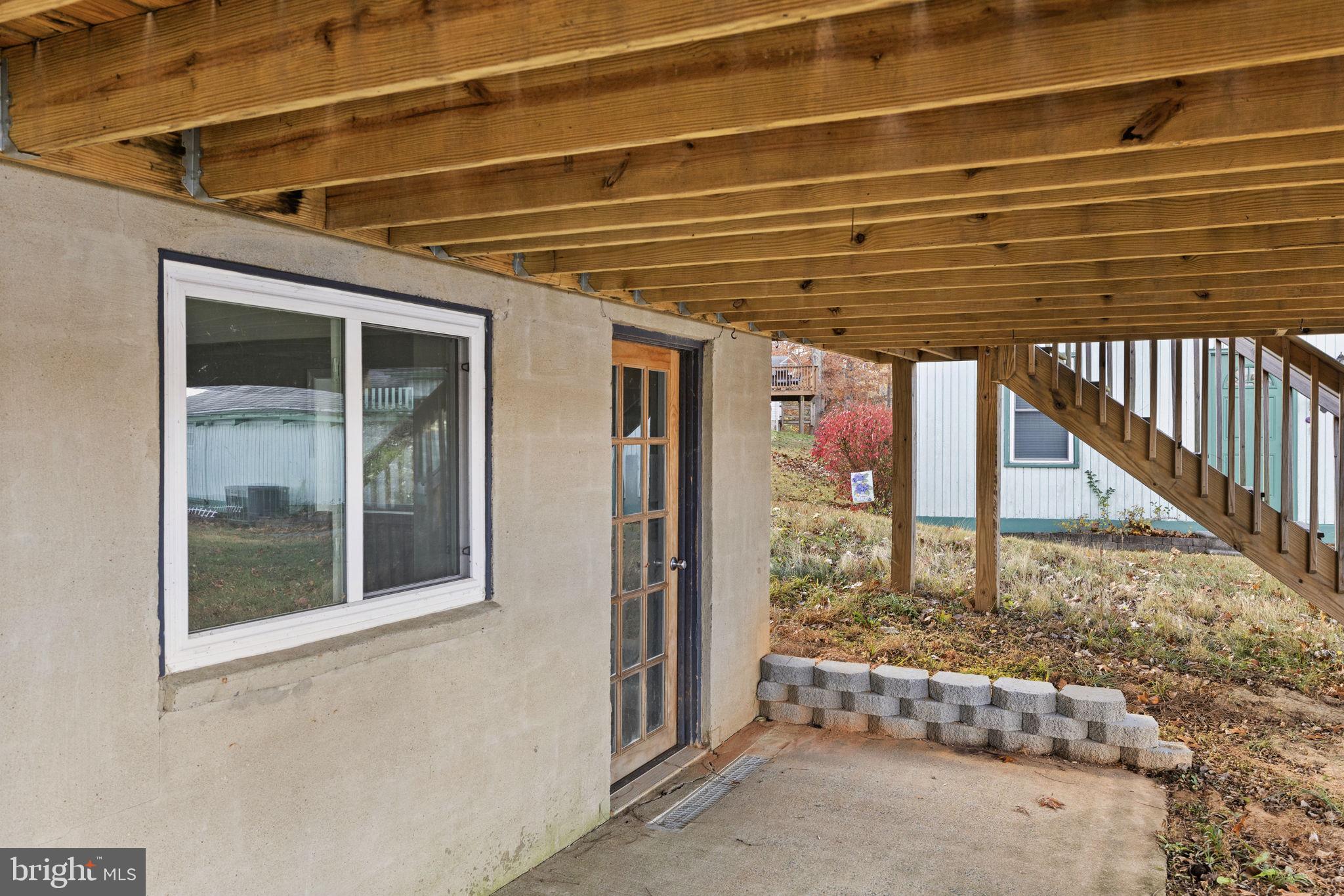 BLUE RIDGE SHORES - Residential