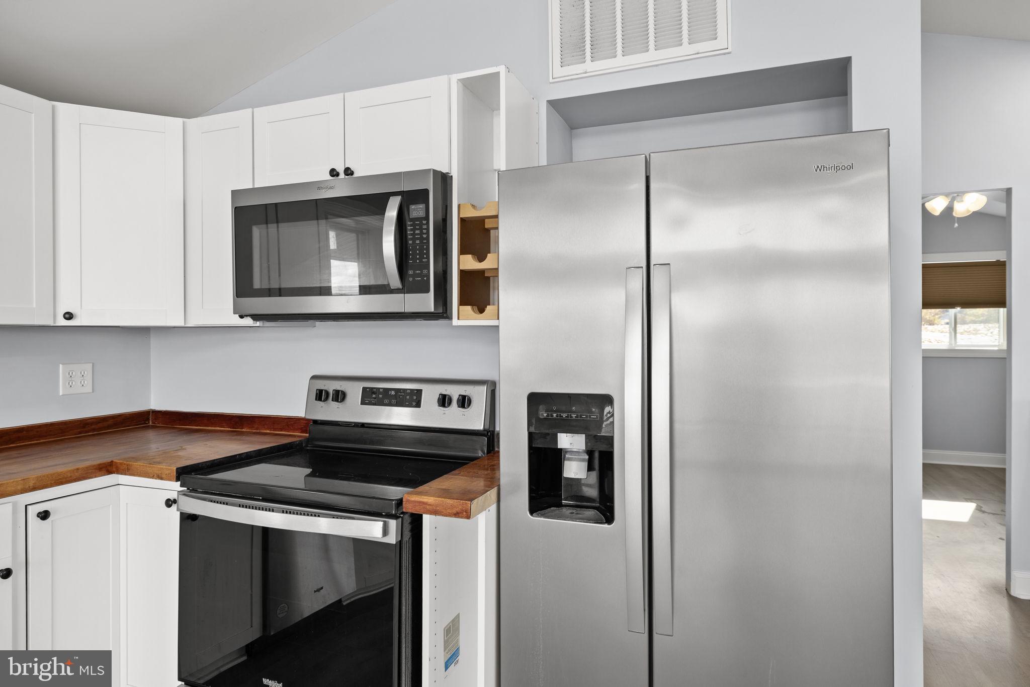 BLUE RIDGE SHORES - Residential