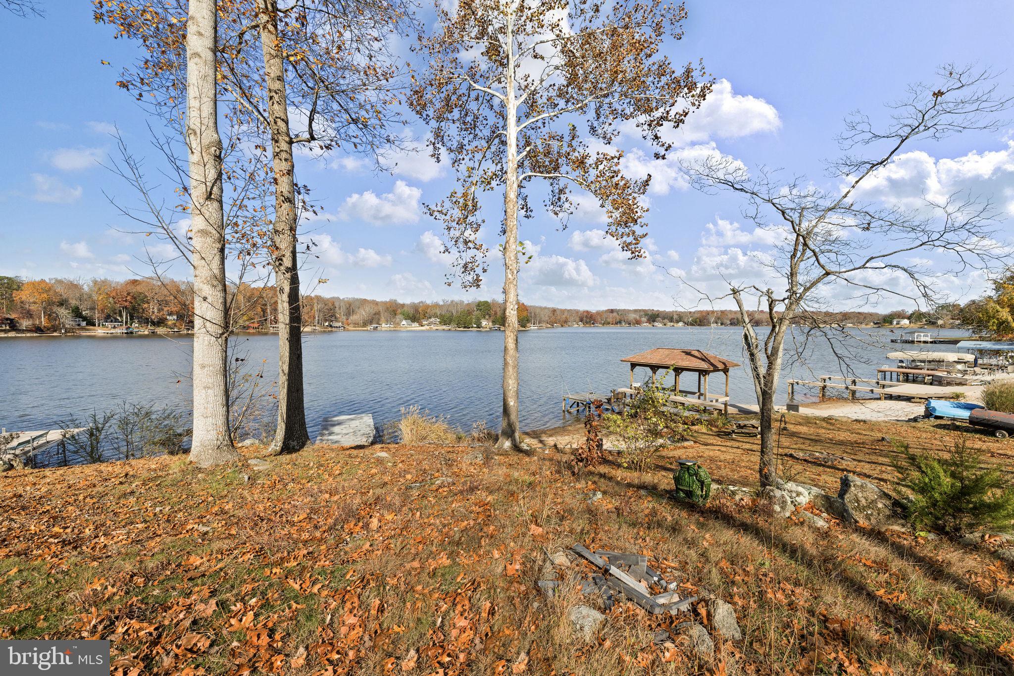 BLUE RIDGE SHORES - Residential