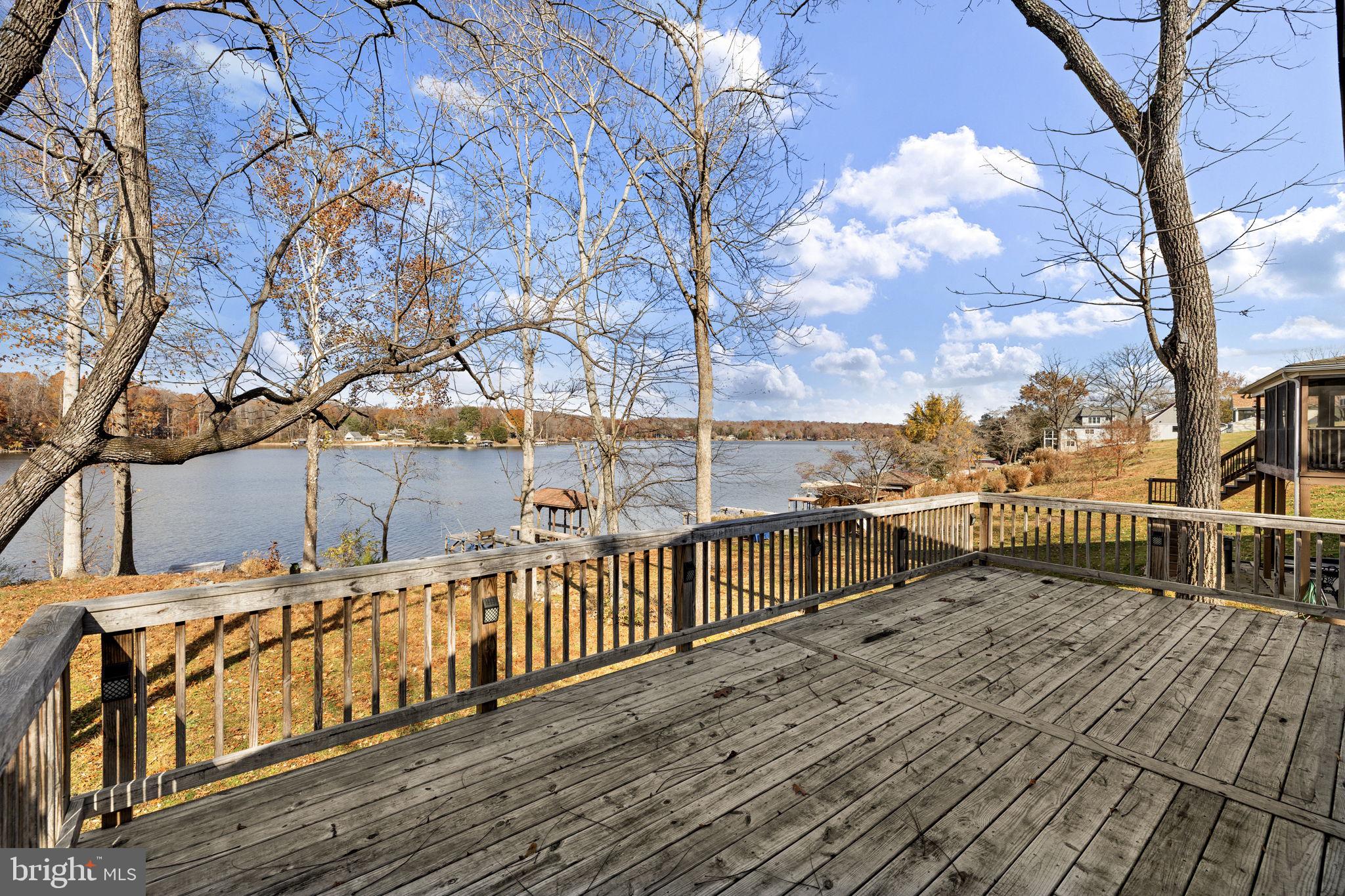 BLUE RIDGE SHORES - Residential