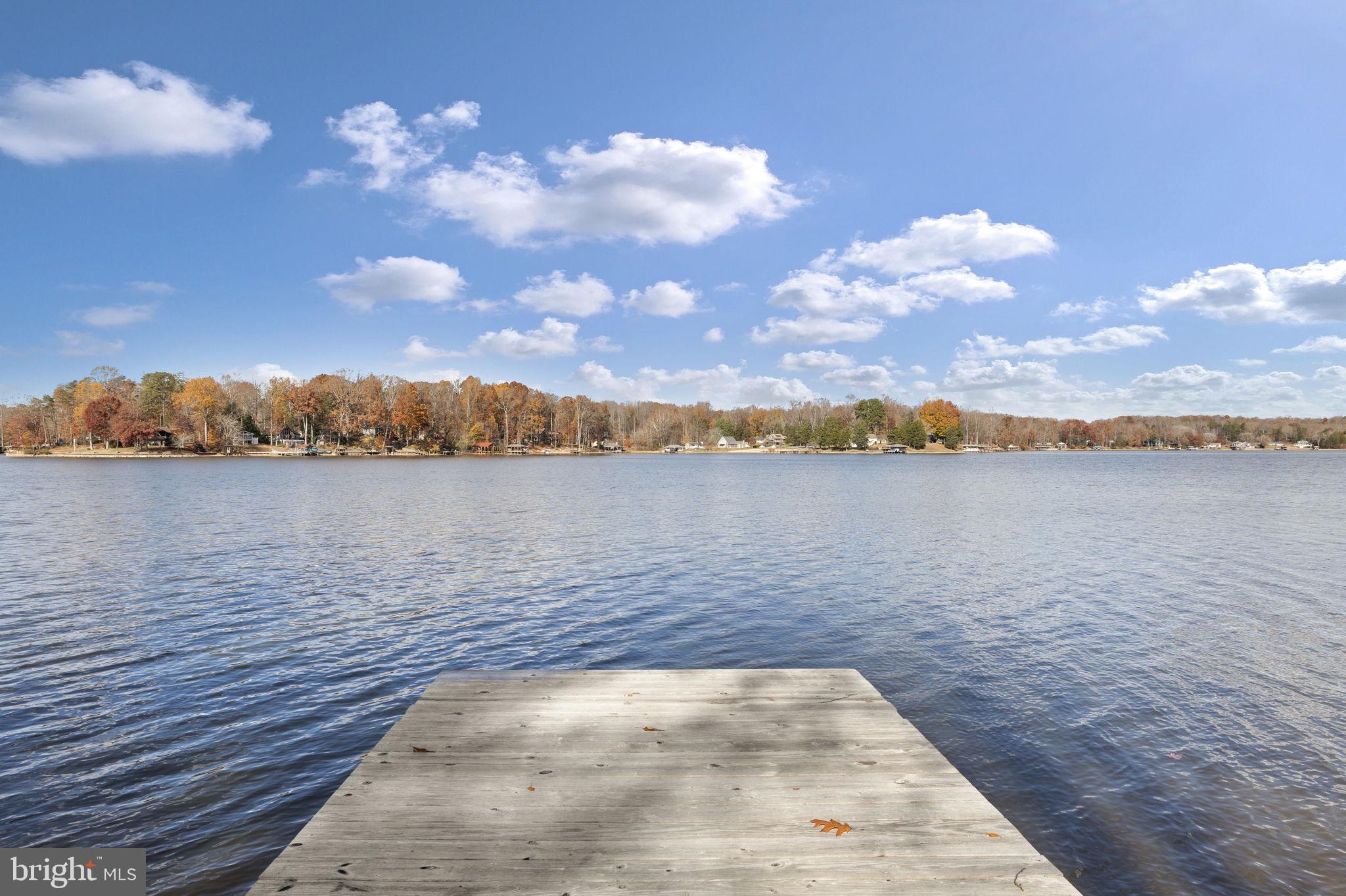 1262 S LAKESHORE DRIVE