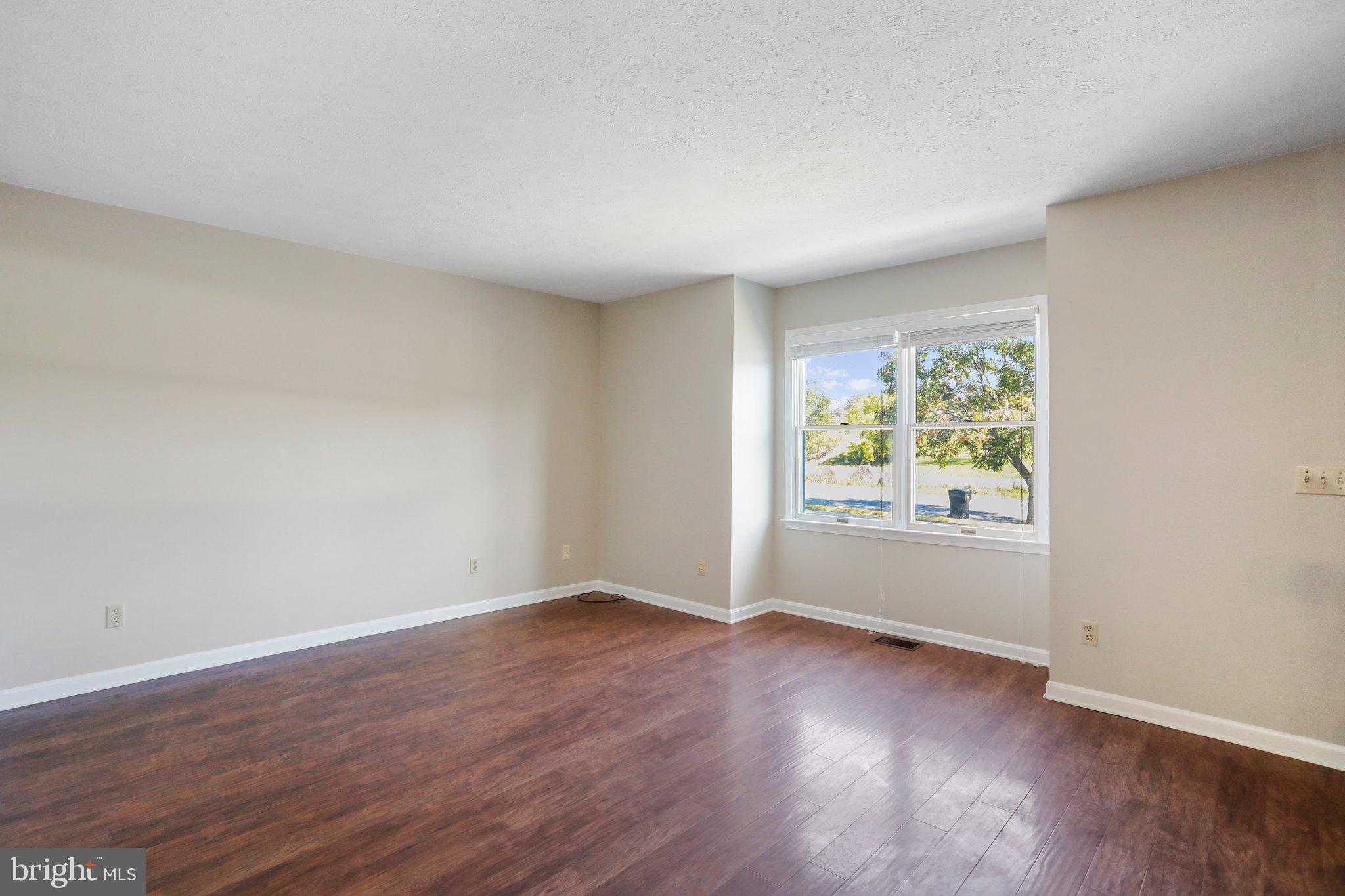 WATERBROOK - Residential