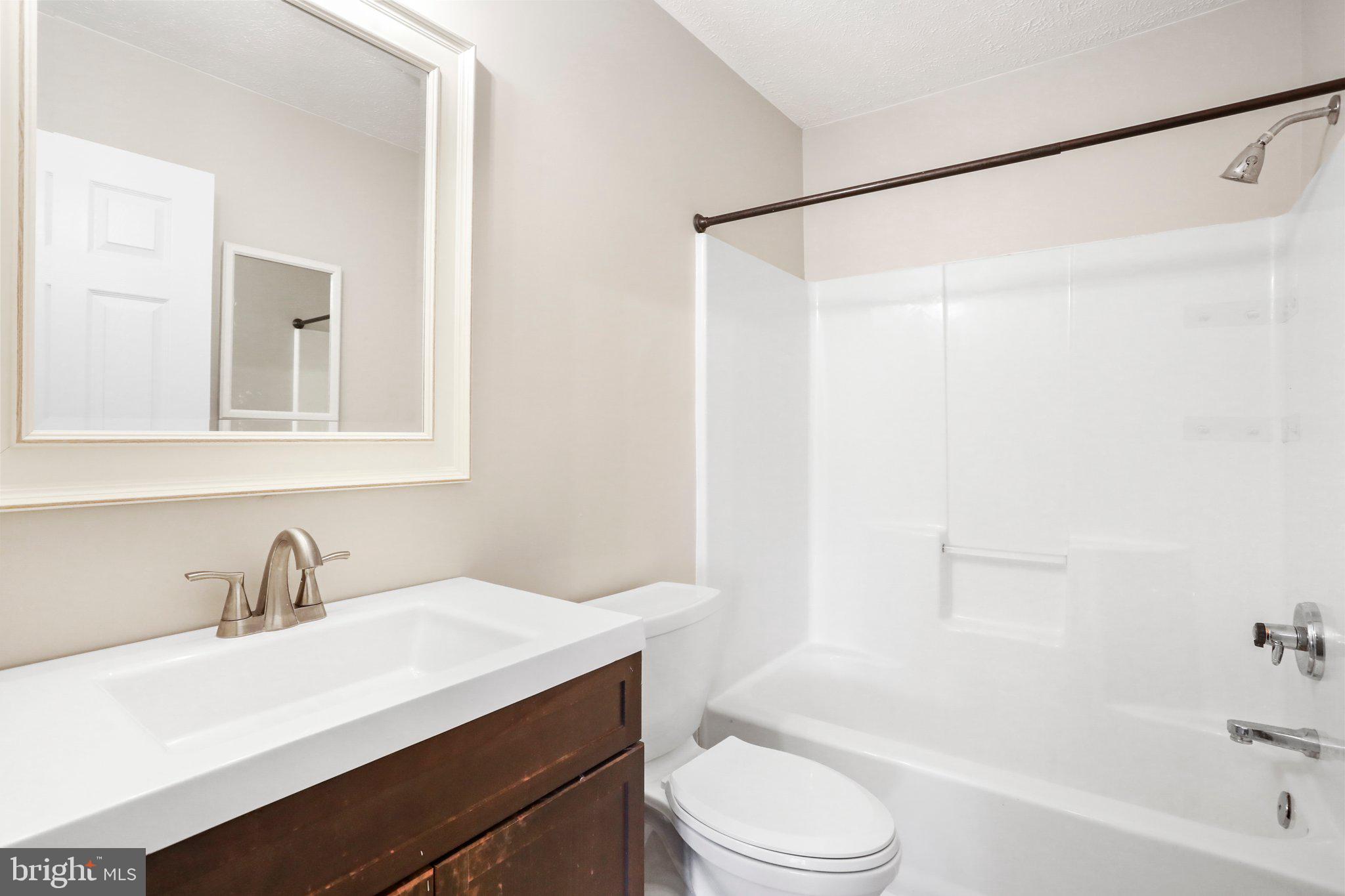 WATERBROOK - Residential