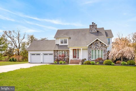 4 LINA DRIVE NEW EGYPT NJ 08533