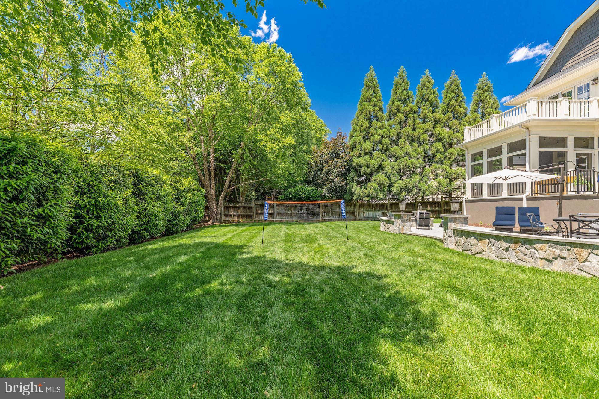 PINEVIEW - Residential