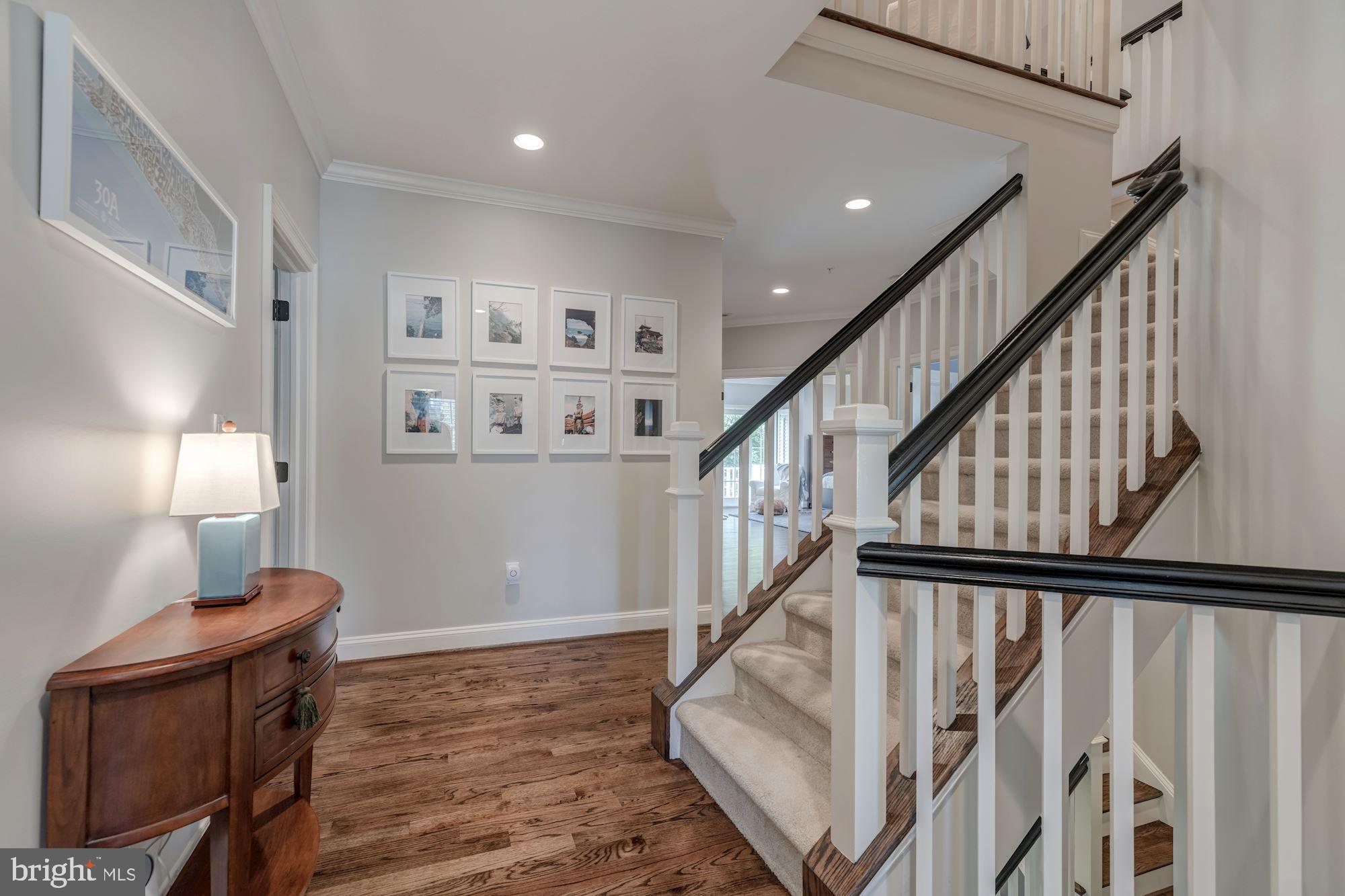 PINEVIEW - Residential