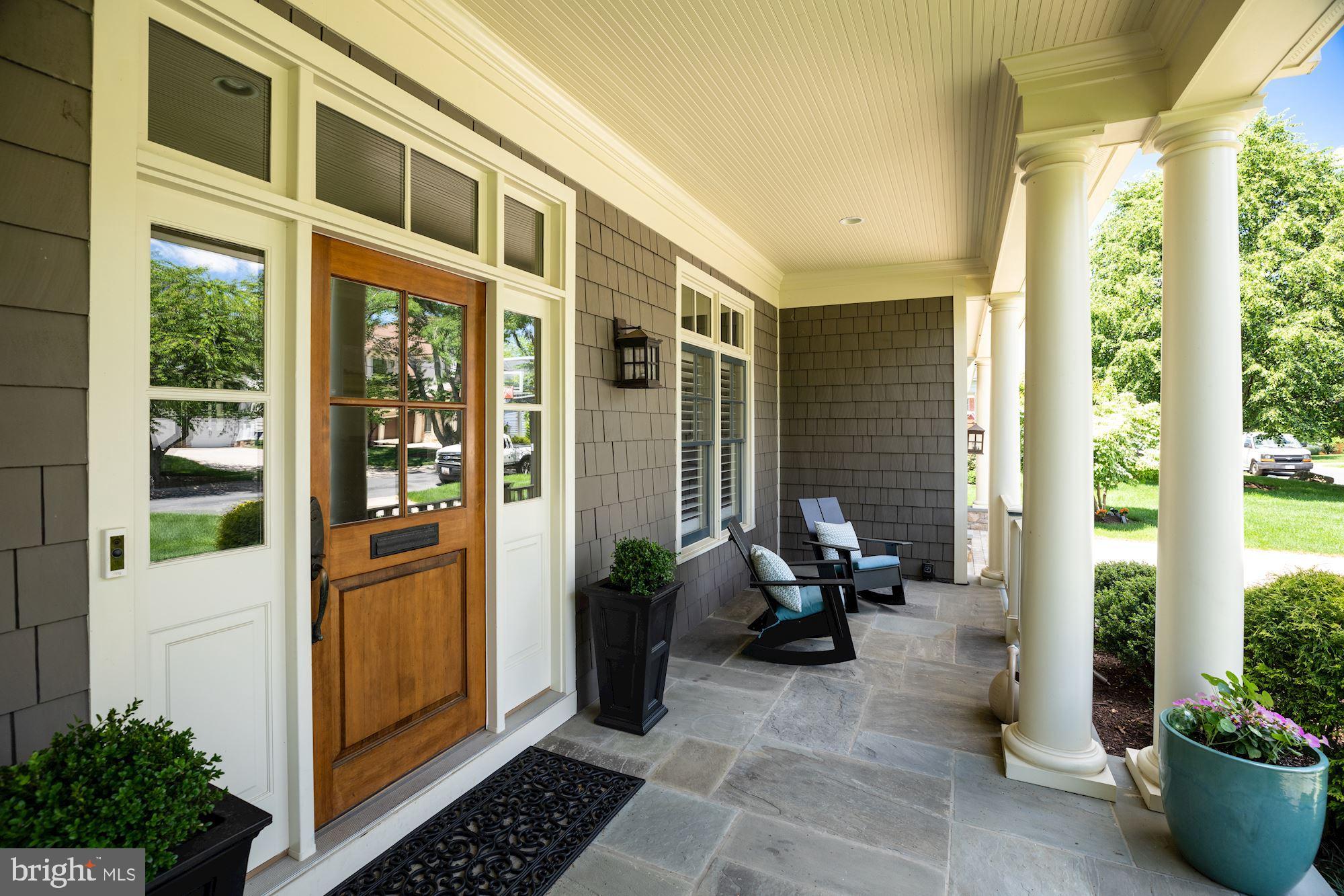 PINEVIEW - Residential