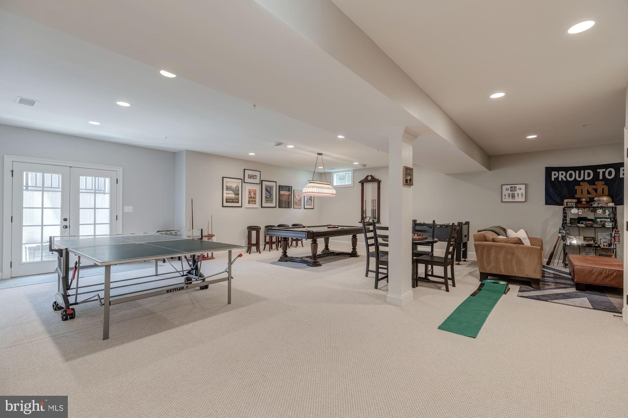 PINEVIEW - Residential