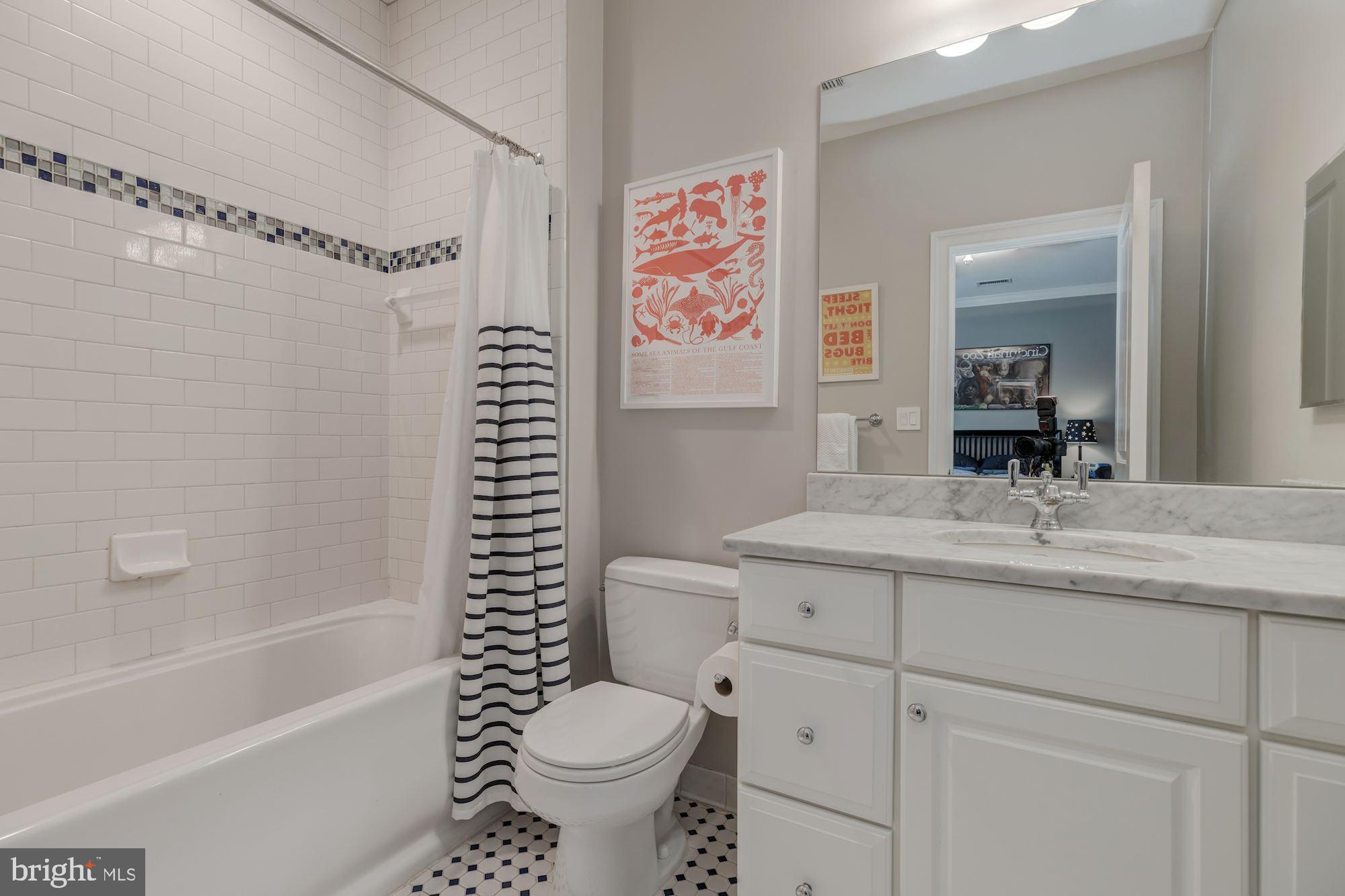 PINEVIEW - Residential