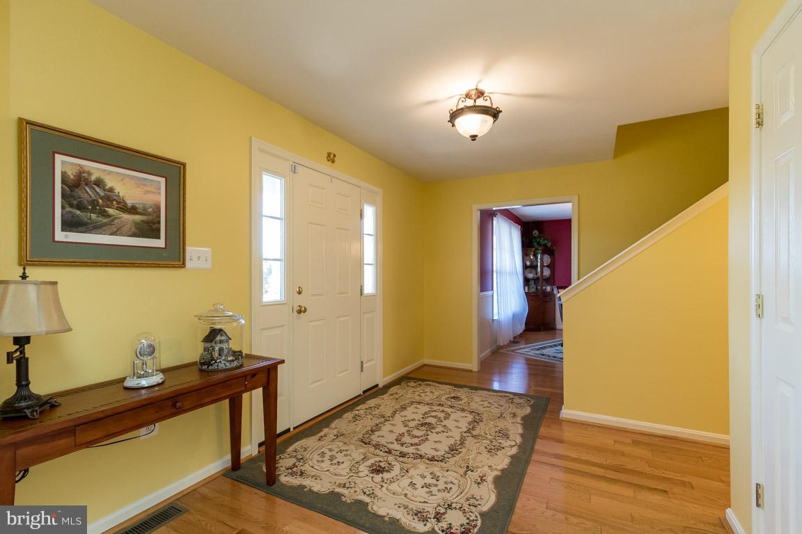 HICKORY HOLLOW - Residential