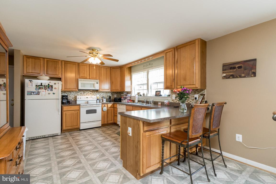 HICKORY HOLLOW - Residential