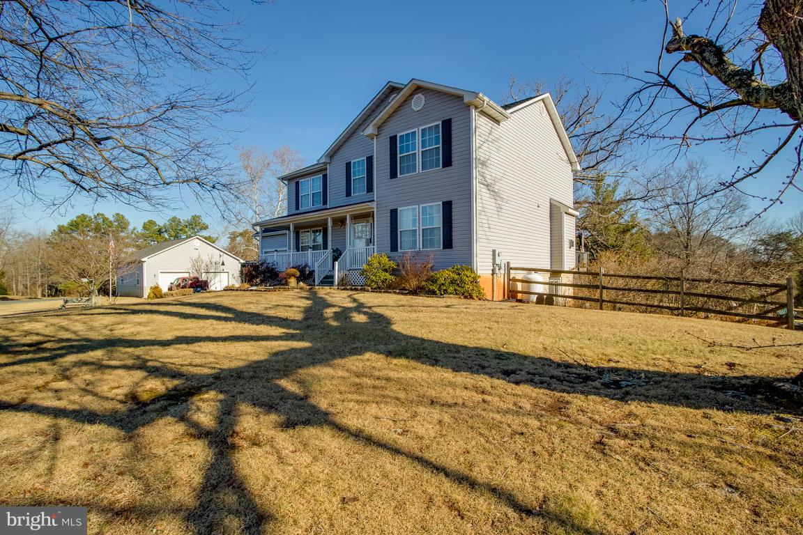 HICKORY HOLLOW - Residential