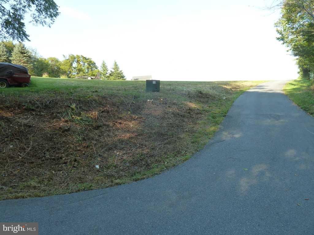 Photo of 3237 Park Mills Rd, ADAMSTOWN, MD 21710 (MLS # MDFR2062144)