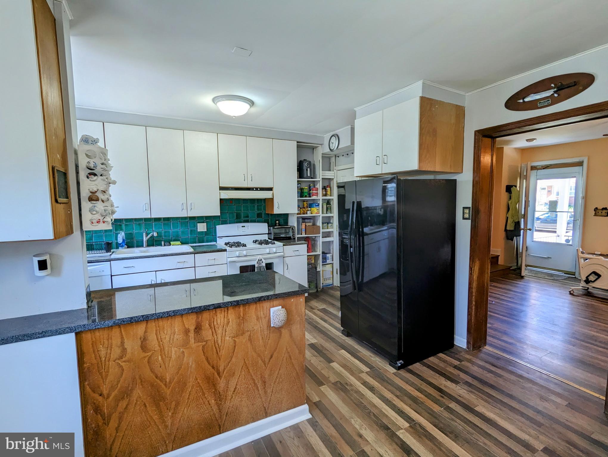 WOODBOURNE HEIGHTS - Residential