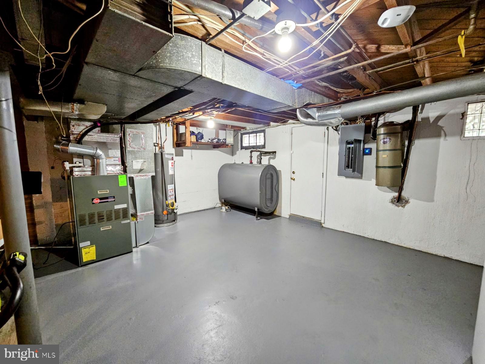 WOODBOURNE HEIGHTS - Residential