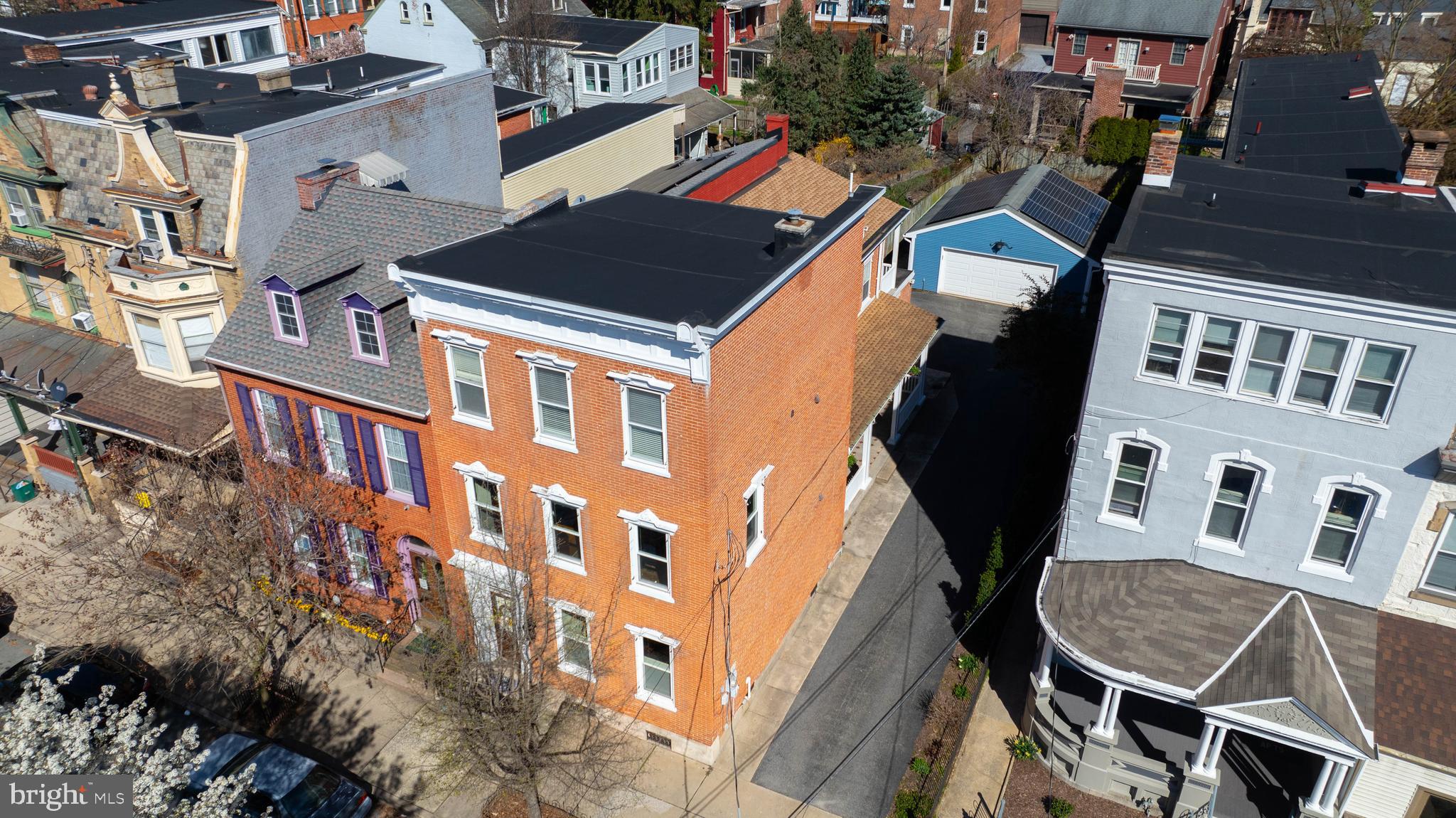 LANCASTER NORTHWEST - Residential