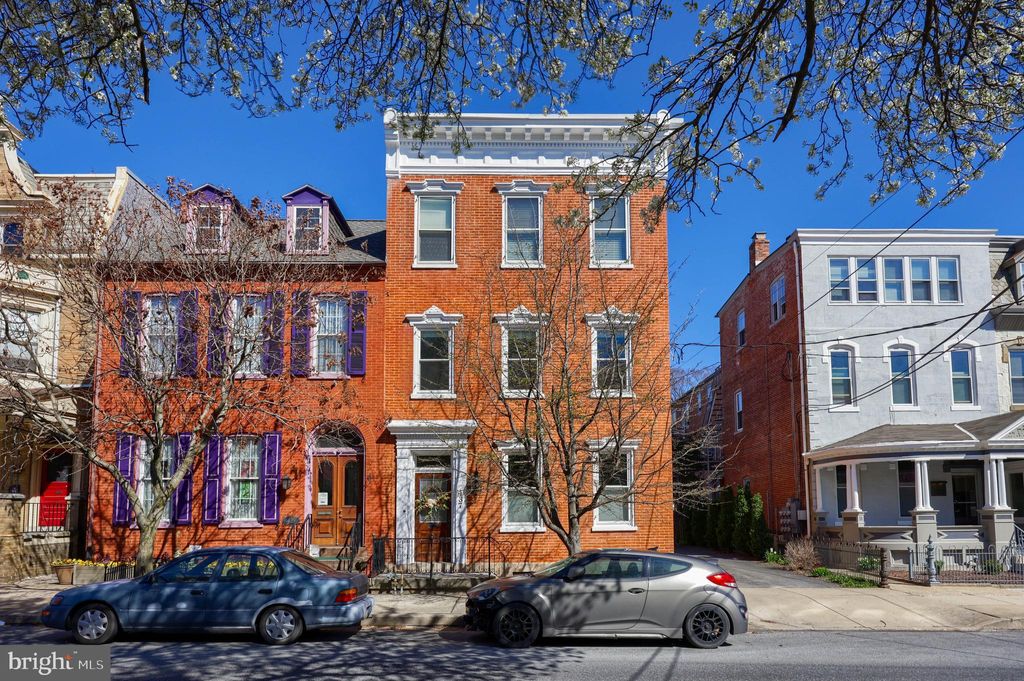 Photo of 437 W Orange Street, Lancaster, PA 17603 (MLS # PALA2049008)