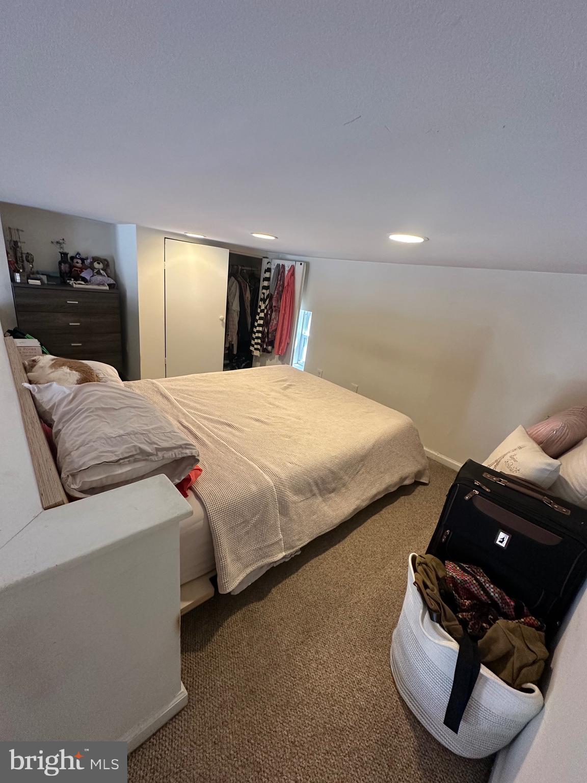 WASHINGTON SQ WEST - Residential Lease