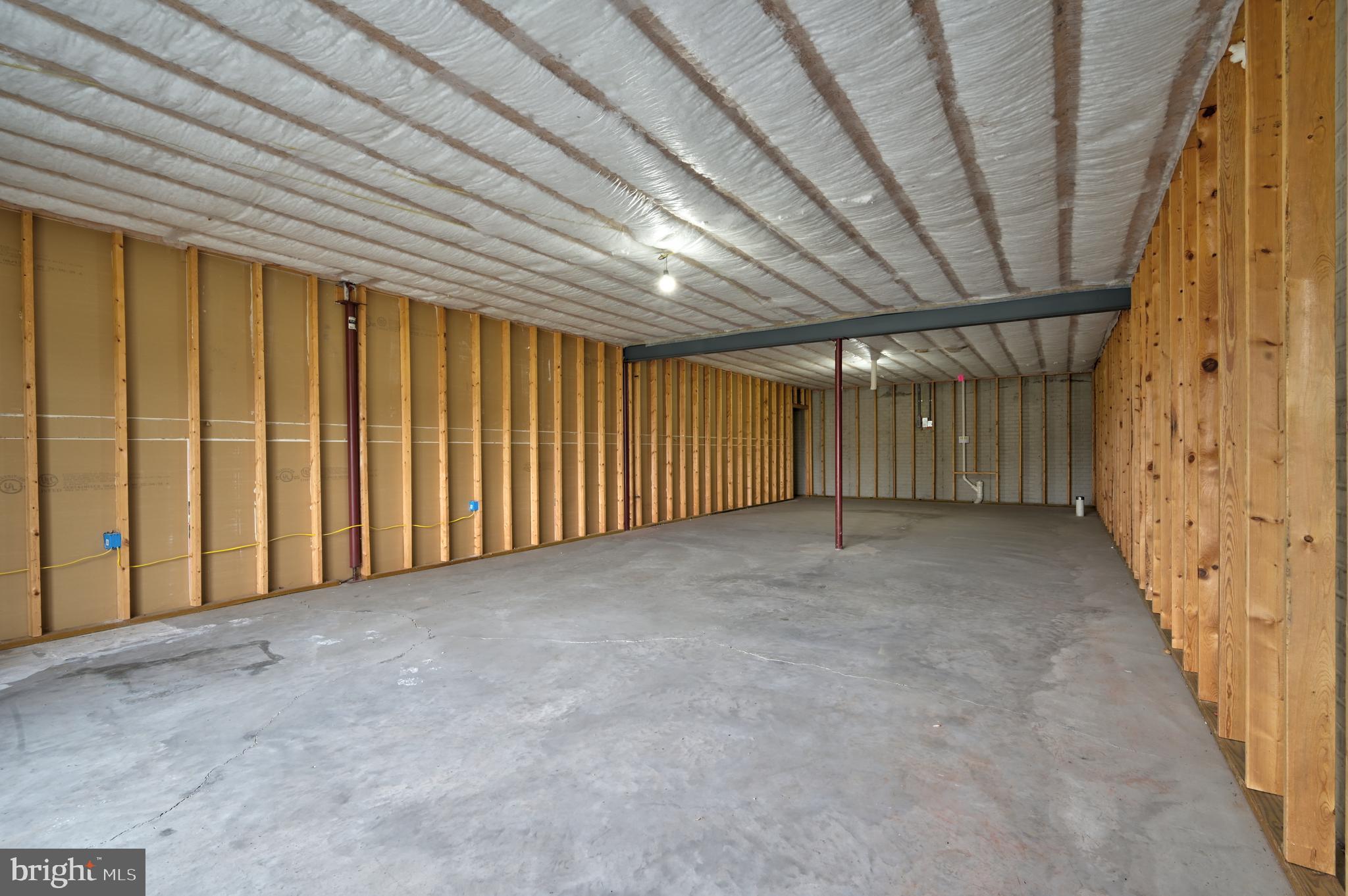 WASHINGTON TWP - Commercial Lease