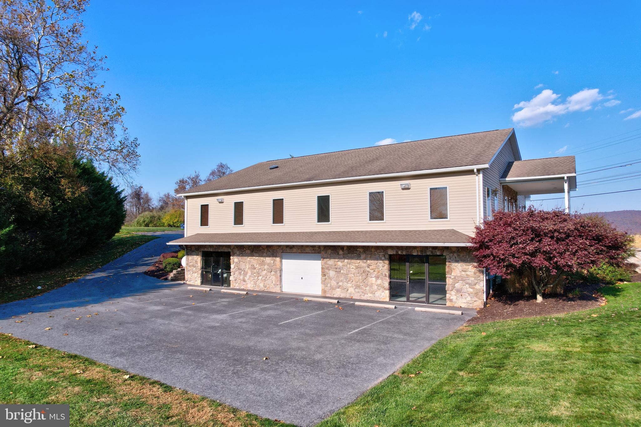 WASHINGTON TWP - Commercial Lease