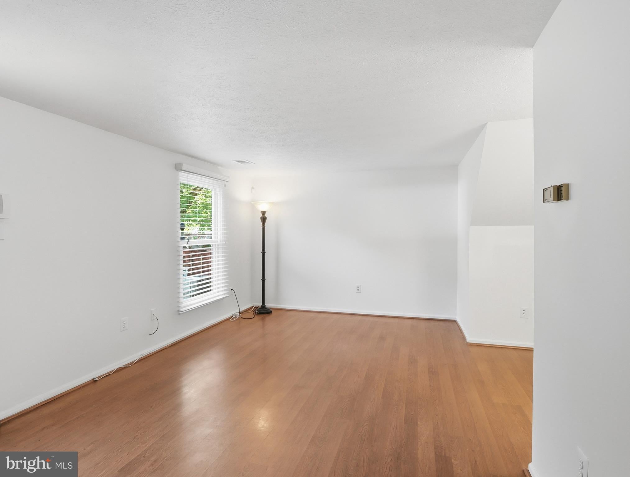 40 WHITECHURCH COURT