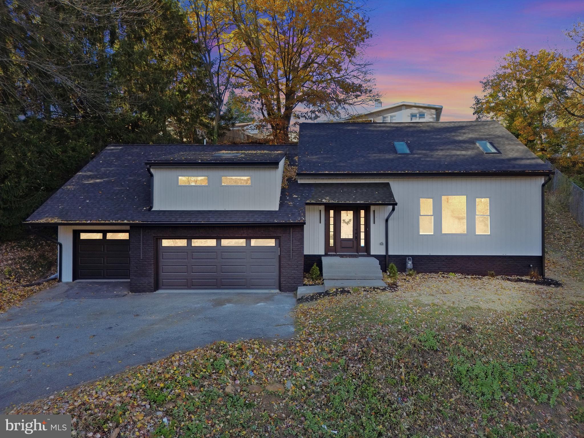 1321 VALLEY VIEW ROAD