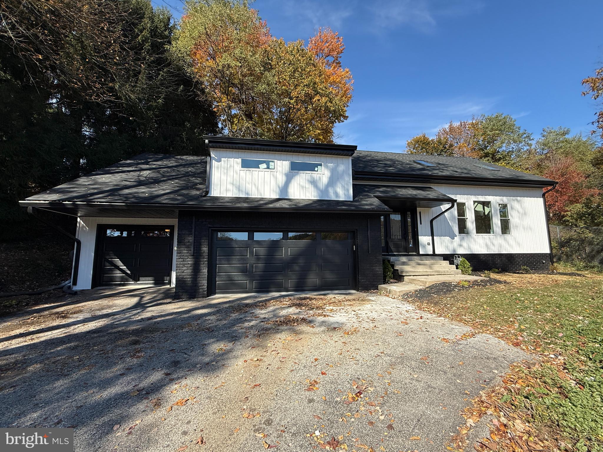 1321 VALLEY VIEW ROAD