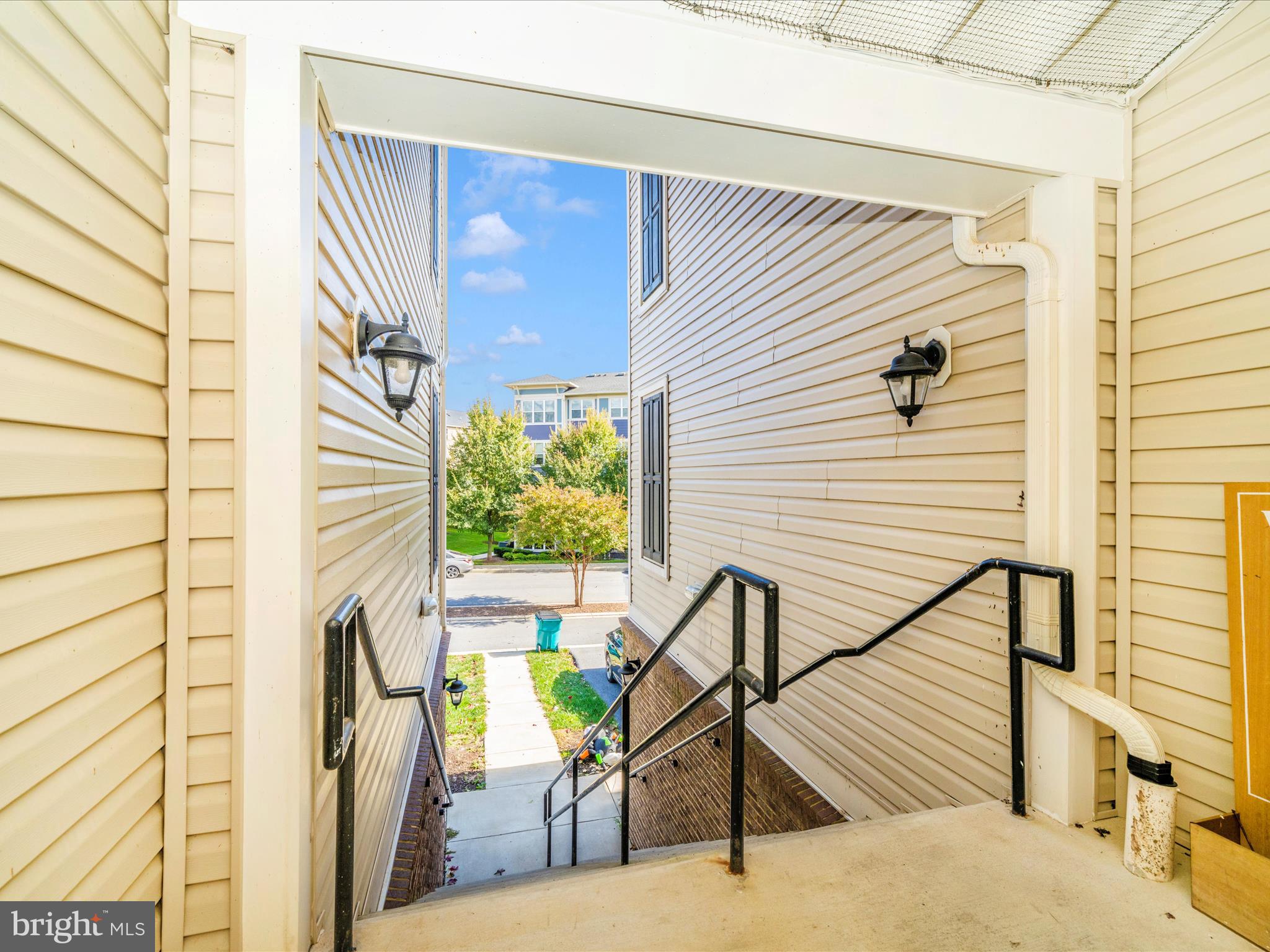 JEFFERSON PLACE - Residential Lease