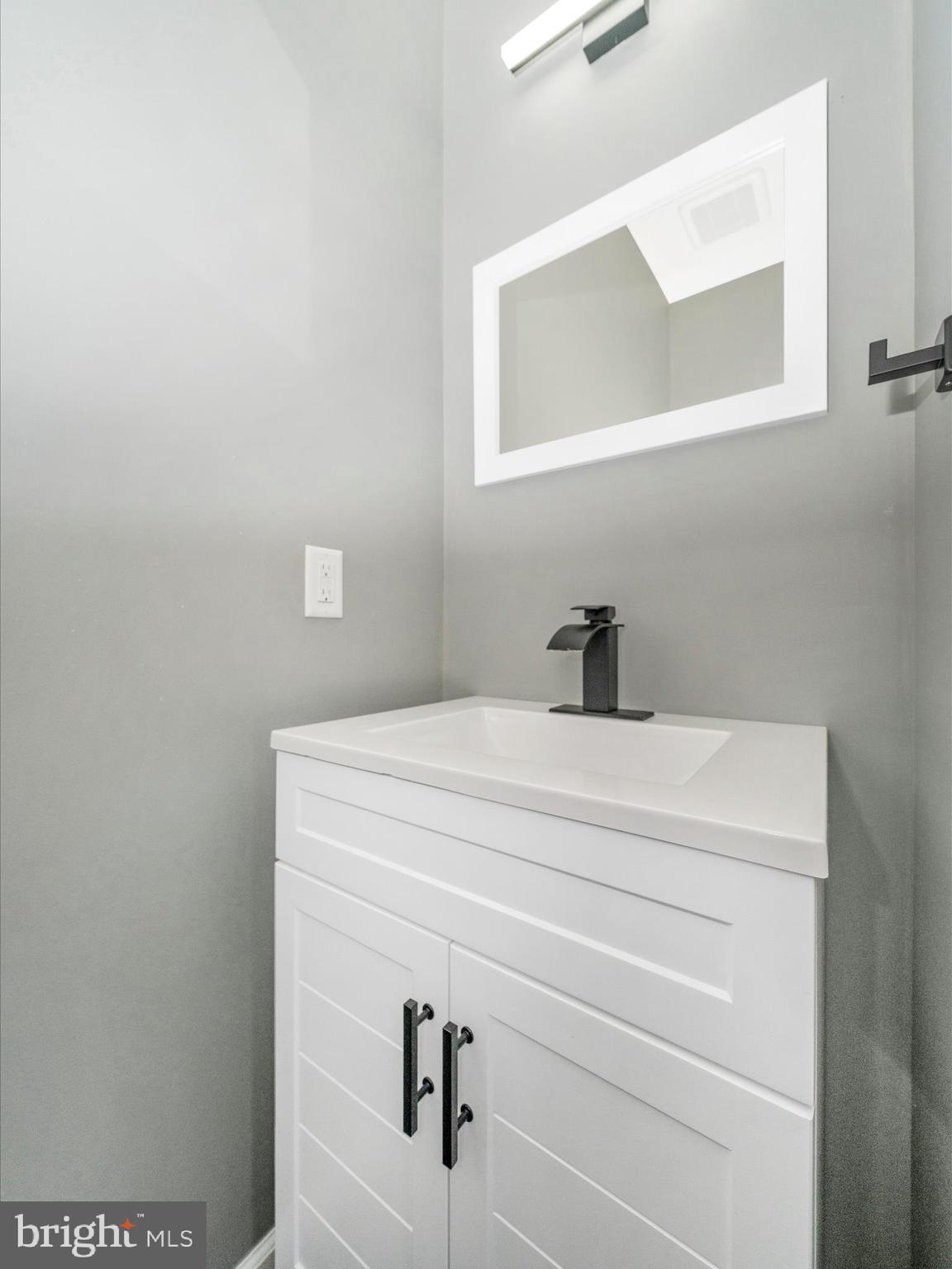 JEFFERSON PLACE - Residential Lease