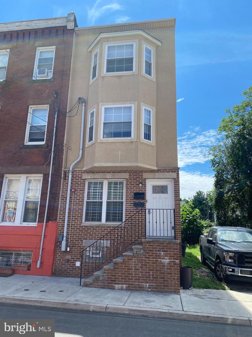 student housing 3 units:
unit basement: studio $745 occupied.
Unit A: 3 bed 3 bath : bivel,1 st fl: 2 bed 2 bath and kitchen and yard,spiral  stair leading to 2 bd fl bedroom with bath,for rent,$1650
UNit B : bilevel 4 bed 3 bath : 2 nd fl: kitchen/living room,1 bed 1 bath,3rd fl: 3 bed 2 bath,rear 2 bedrooms has jack and jill bath.
for rent $2000.
Basement: laundry .
This property is 5 minutes walk to temple main campus.great student housing for years.