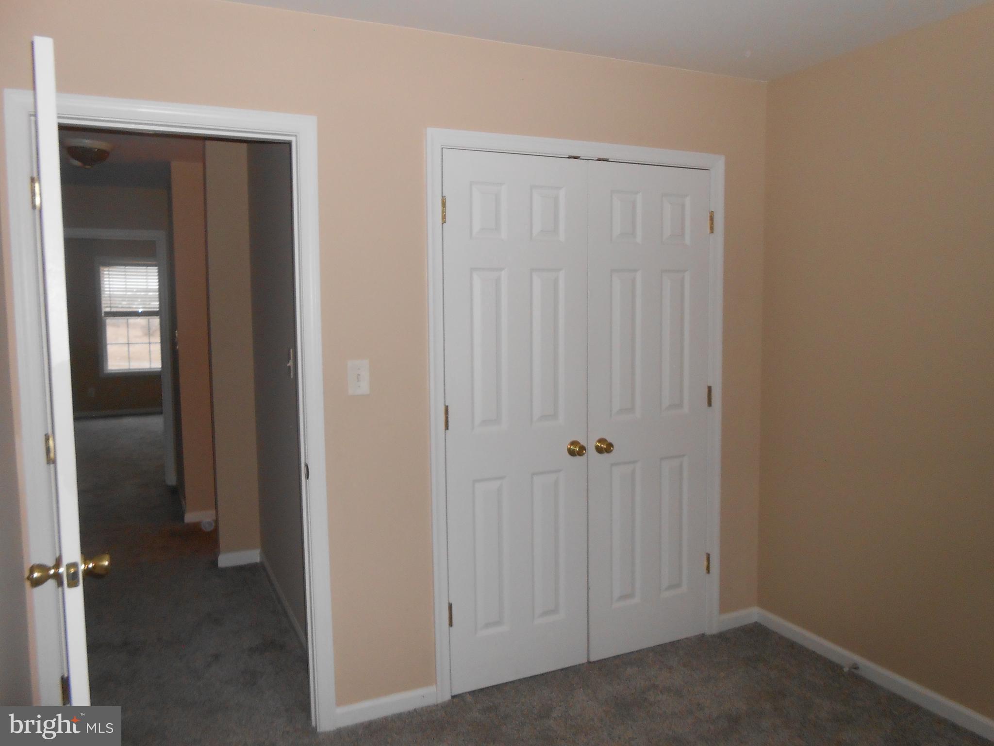 BUNKER HILL TOWNHOMES - Residential