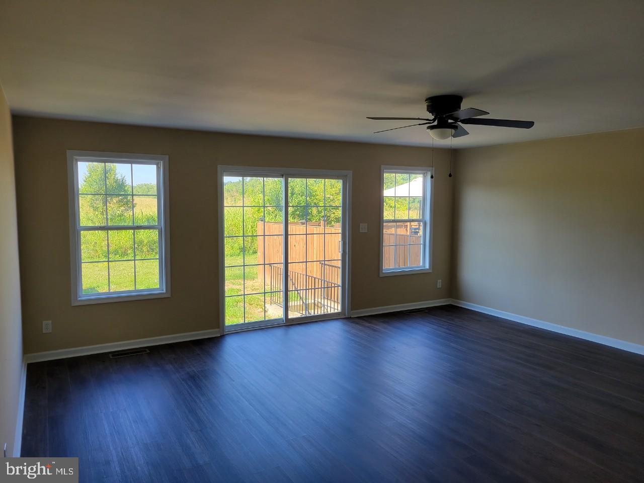 BUNKER HILL TOWNHOMES - Residential