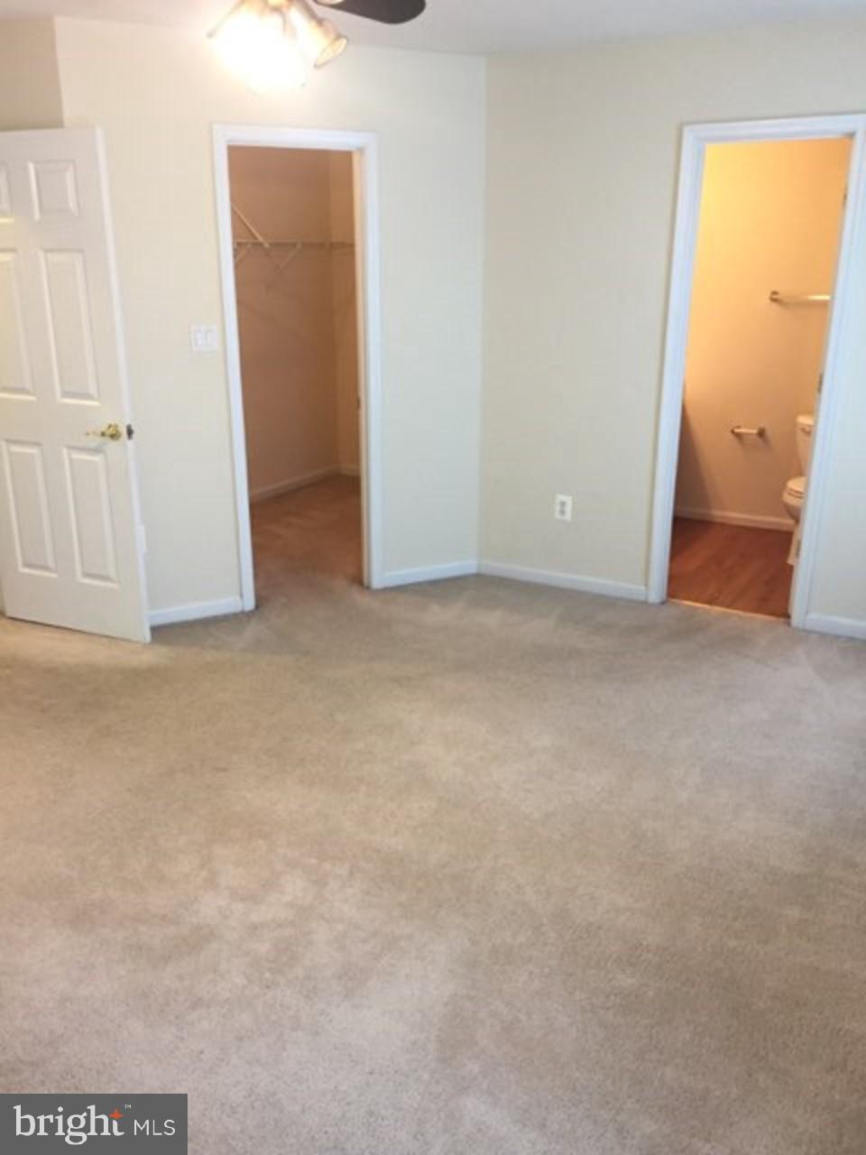 CROFTON VALLEY - Residential Lease