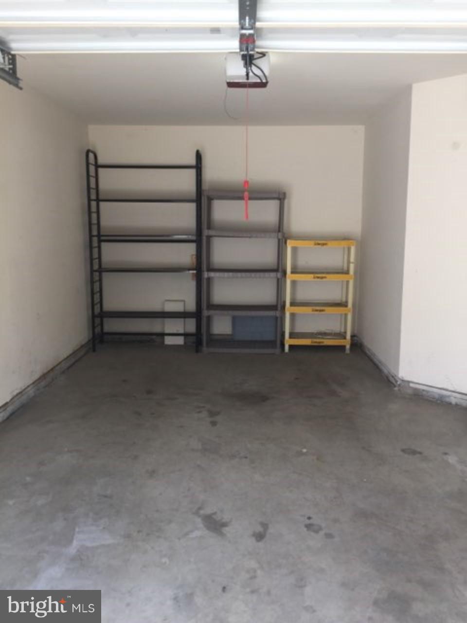 CROFTON VALLEY - Residential Lease