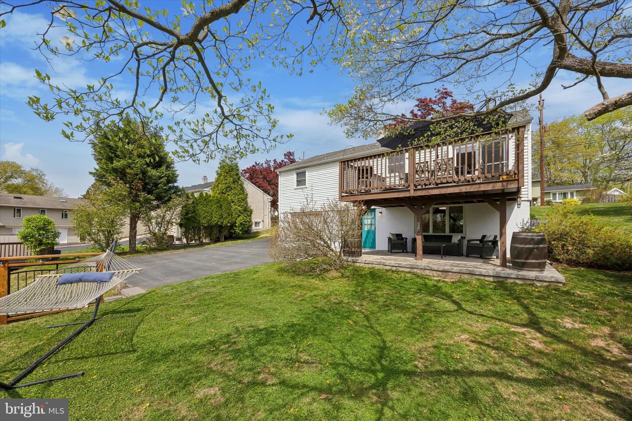 BELMONT TERR - Residential