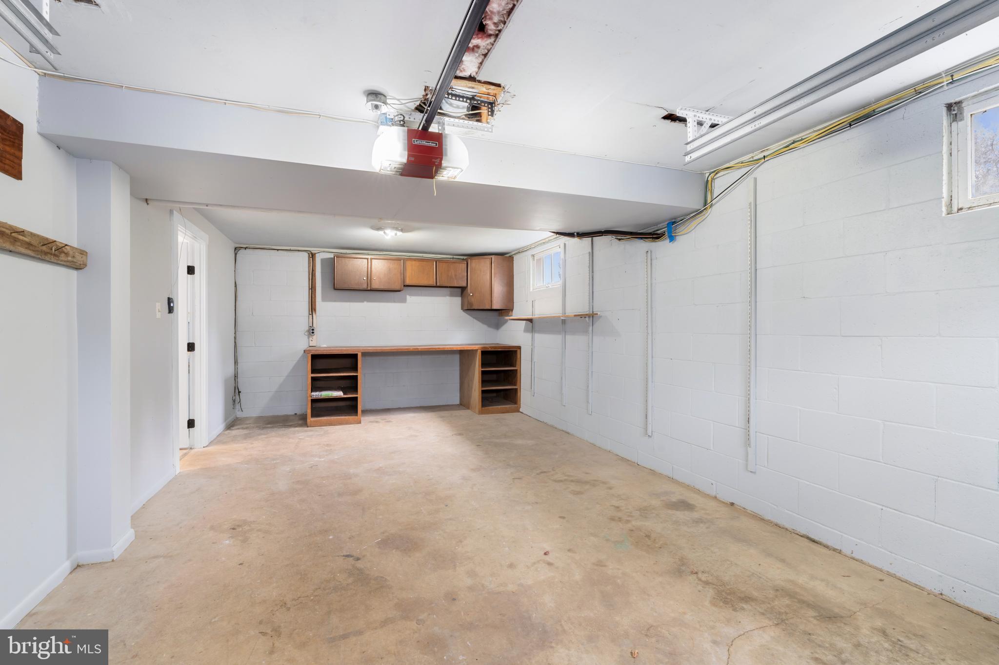 SWEET AIR MANOR - Residential