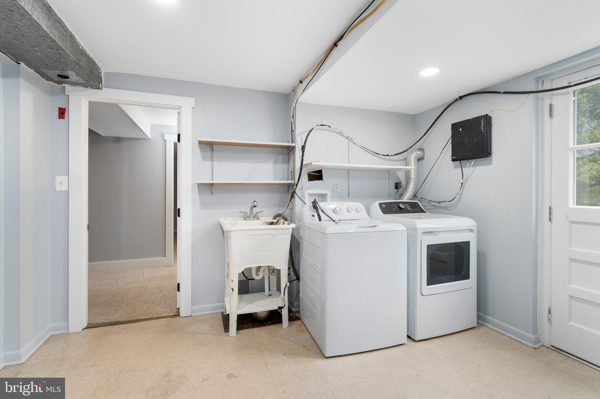 SWEET AIR MANOR - Residential