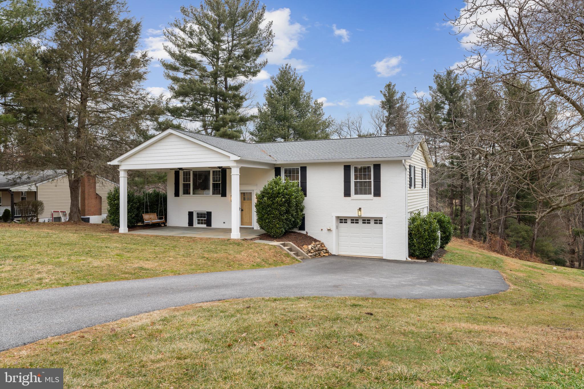 SWEET AIR MANOR - Residential