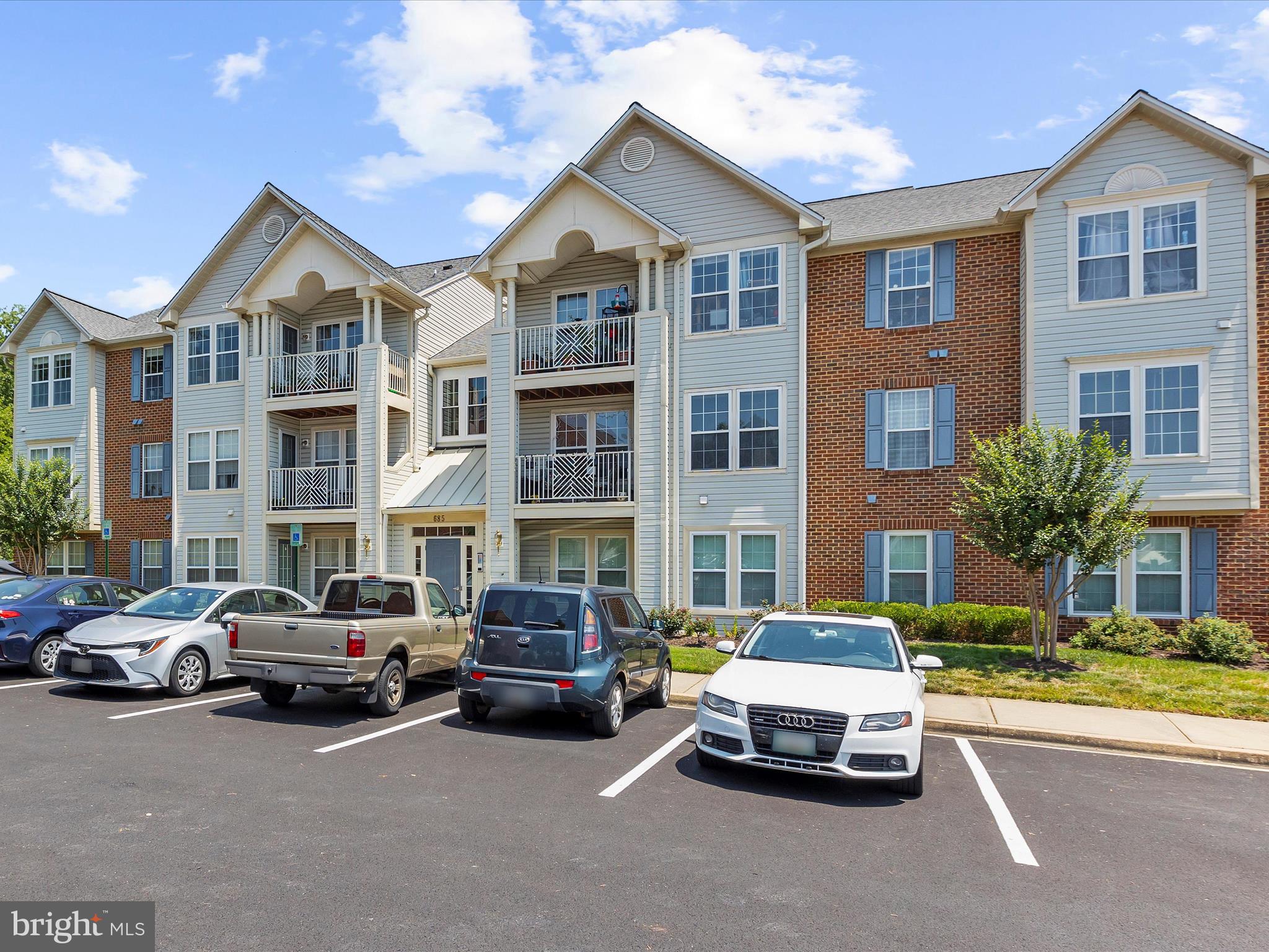 Welcome to easy living in Piney Orchard! This beautifully updated bottom-floor condo has been freshly painted and features brand new flooring throughout. The kitchen and bathrooms have been thoughtfully renovated, giving the home a fresh, modern feel. With 2 spacious bedrooms and 2 full bathrooms, this condo offers both comfort and style. Step outside just in time to enjoy all the amazing amenities Piney Orchard has to offer—multiple pools, fitness center, walking trails, community center, playgrounds, and more! Conveniently located near shops, dining, Fort Meade, and major commuter routes. Don’t miss out on this move-in-ready gem! ***Rental Requirements: All tenants 18 and older must complete an application ($50 per person). Minimum credit score of 650 and a combined household income of at least $75,000 required. No pets allowed.***