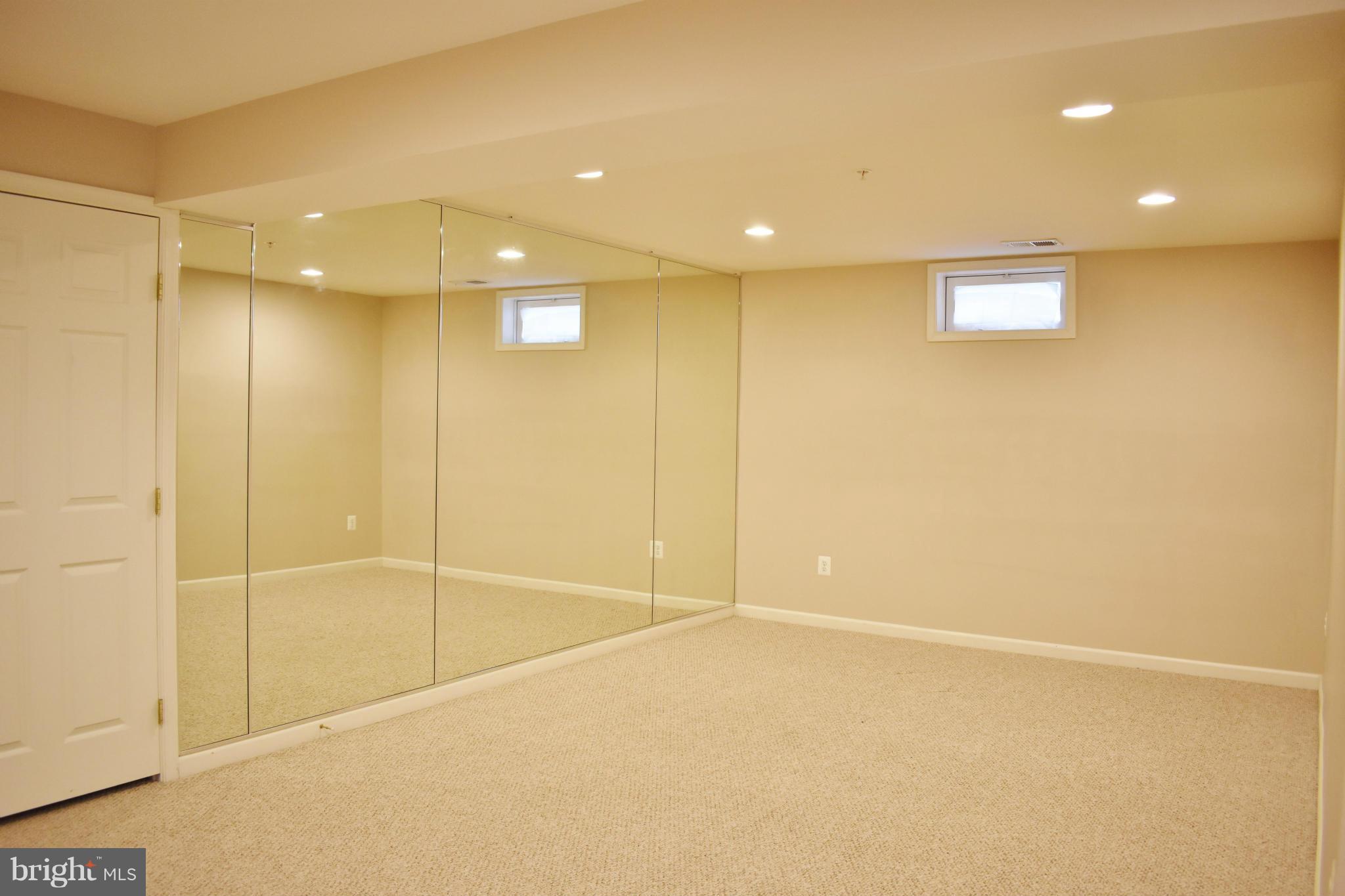 CHARLES CROSSING - Residential Lease