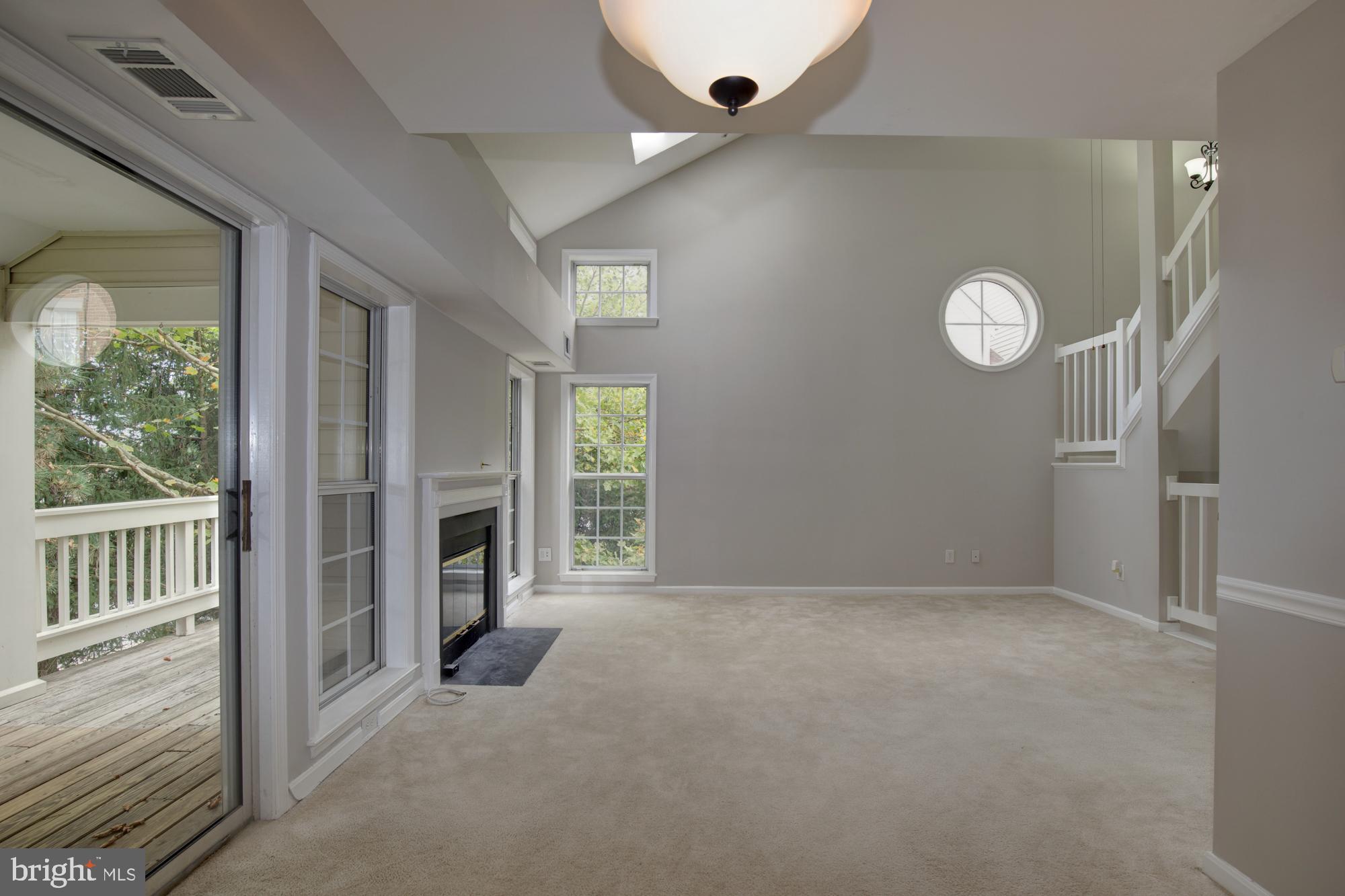 ETON SQUARE - Residential