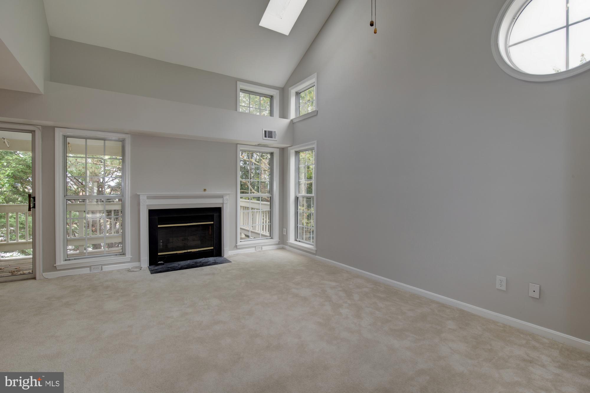 ETON SQUARE - Residential