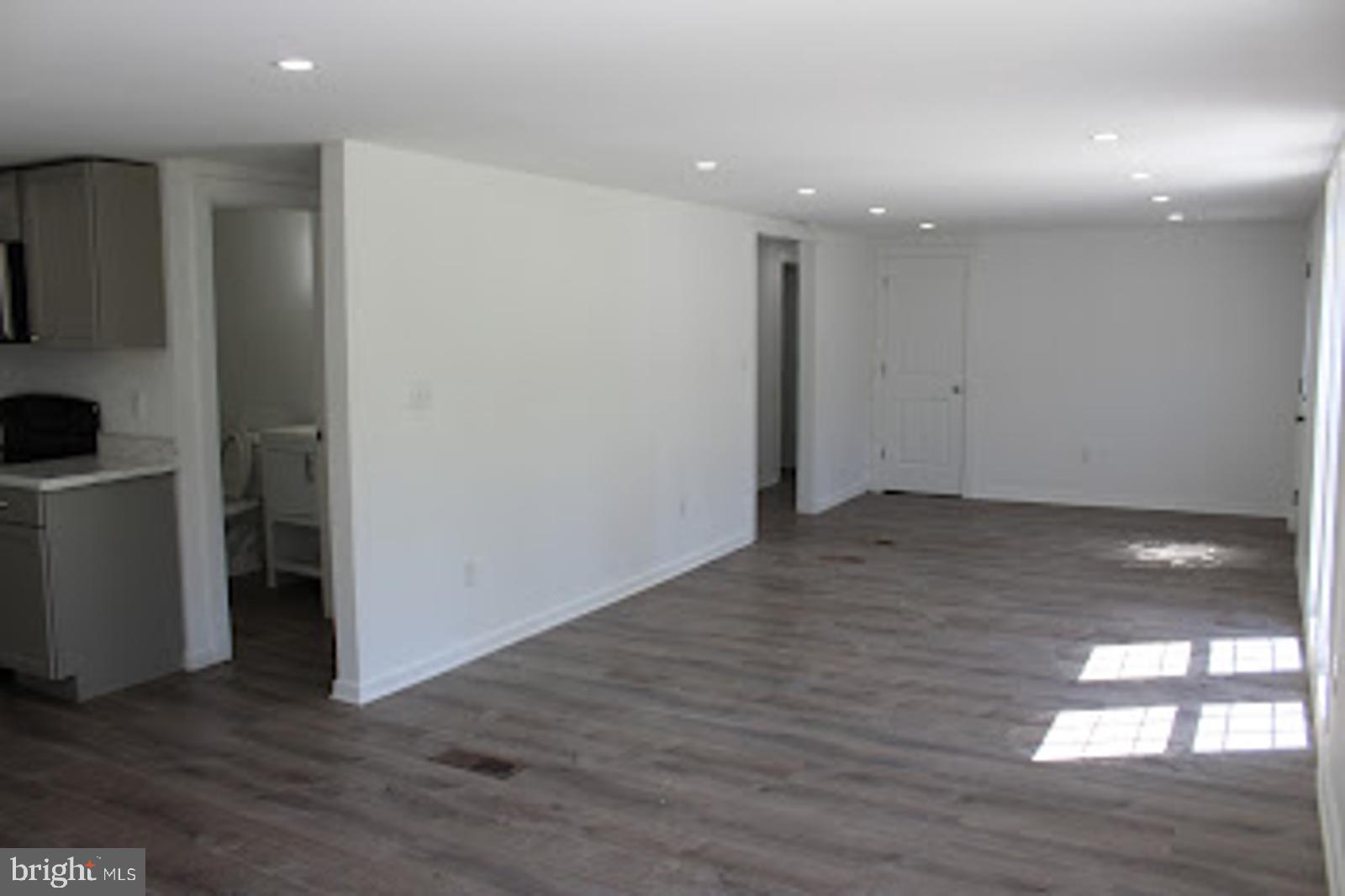 FOUR SEASONS MHP - Residential