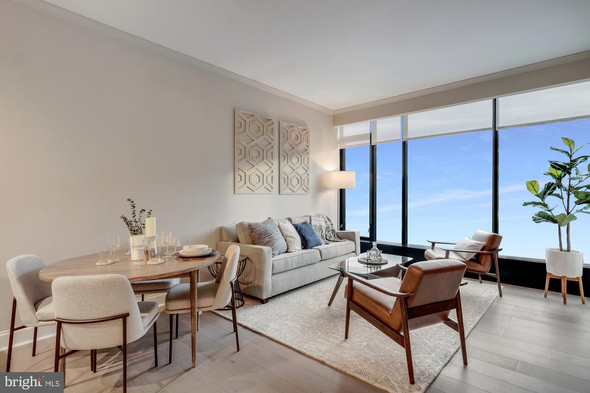 LOGAN SQUARE - Residential Lease