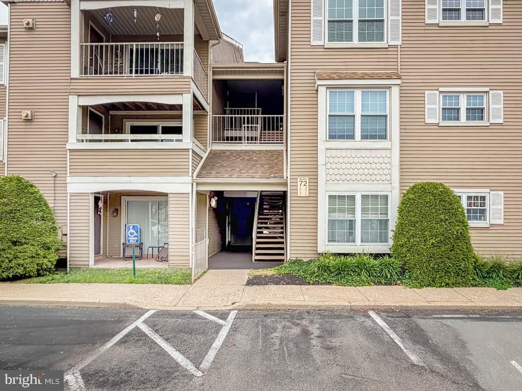 72105 DELAIRE LANDING ROAD 00
