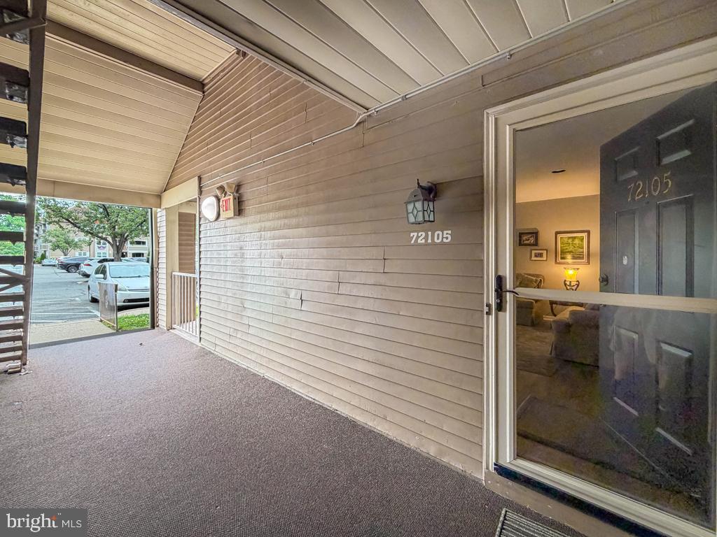 72105 DELAIRE LANDING ROAD 00