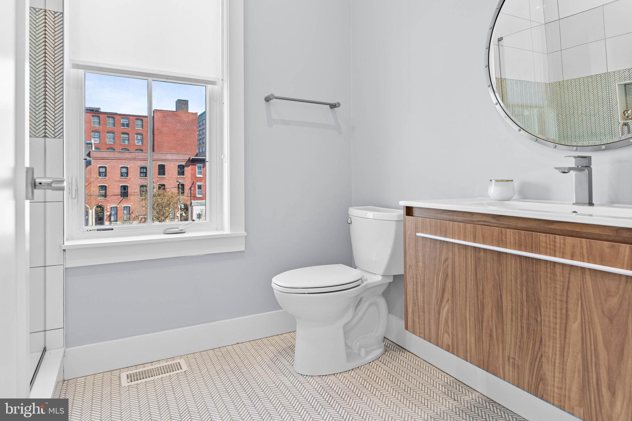 FAIRMOUNT - Residential