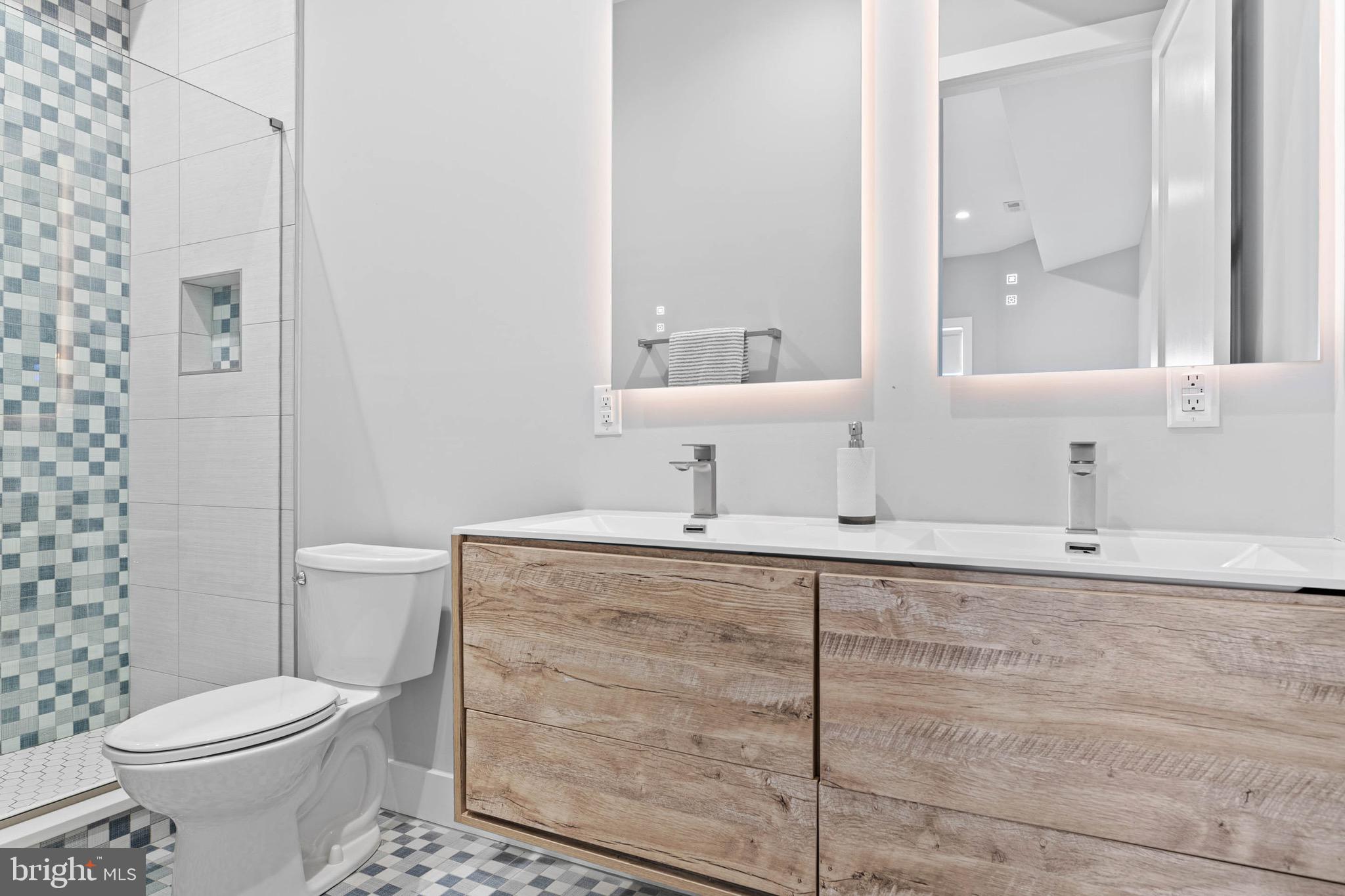 FAIRMOUNT - Residential