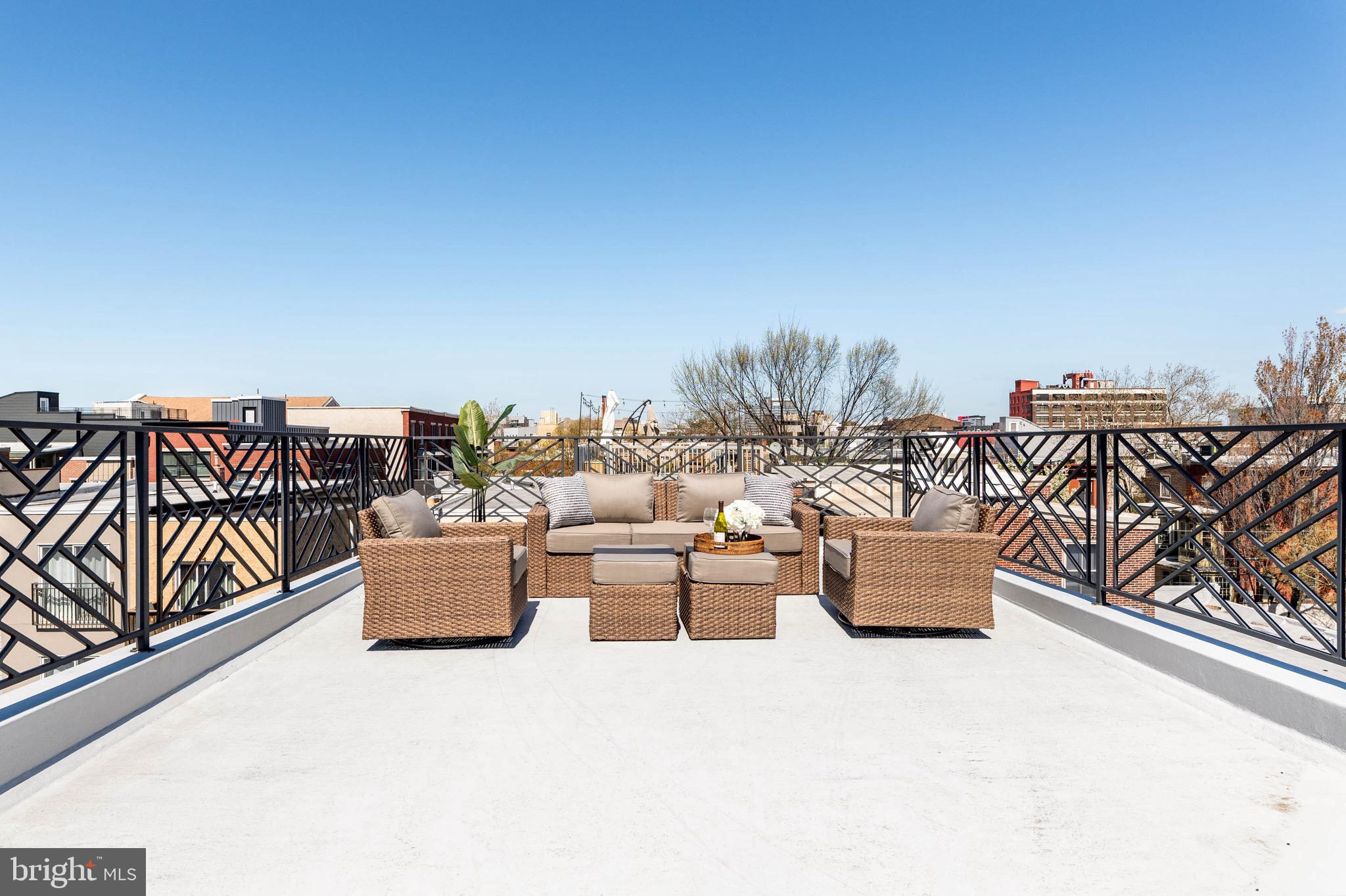 FAIRMOUNT - Residential