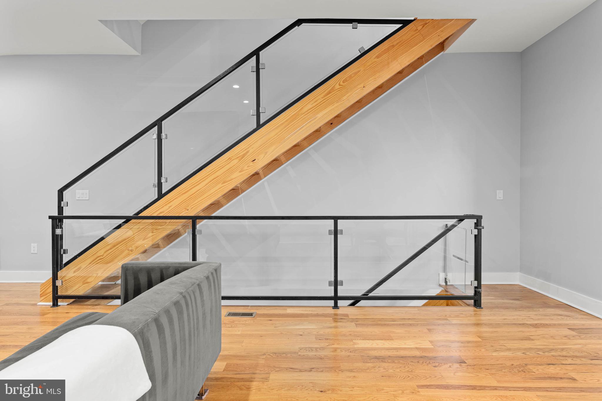 FAIRMOUNT - Residential